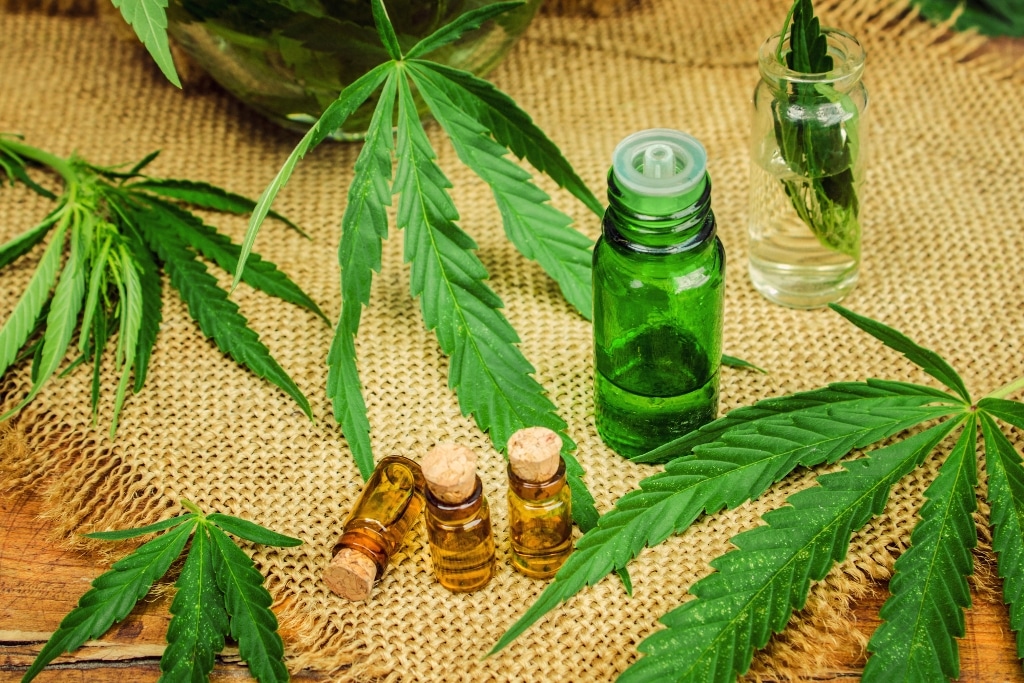Approvazione Primo Farmaco Base Cbd Usa