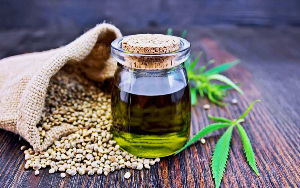 Olio Di Canapa Tavola Benefici Utilizzi Proprieta